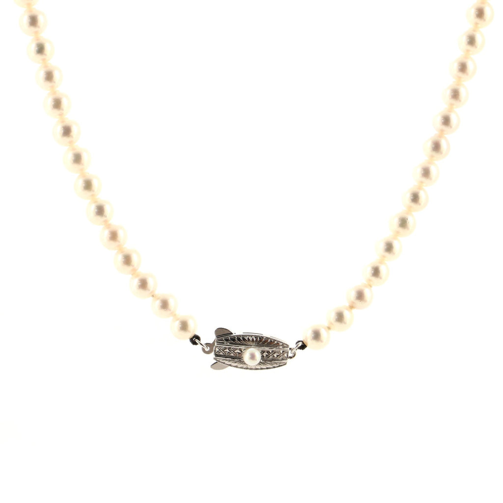 Single Strand Necklace Round Cultured Pearls with Sterling Silver