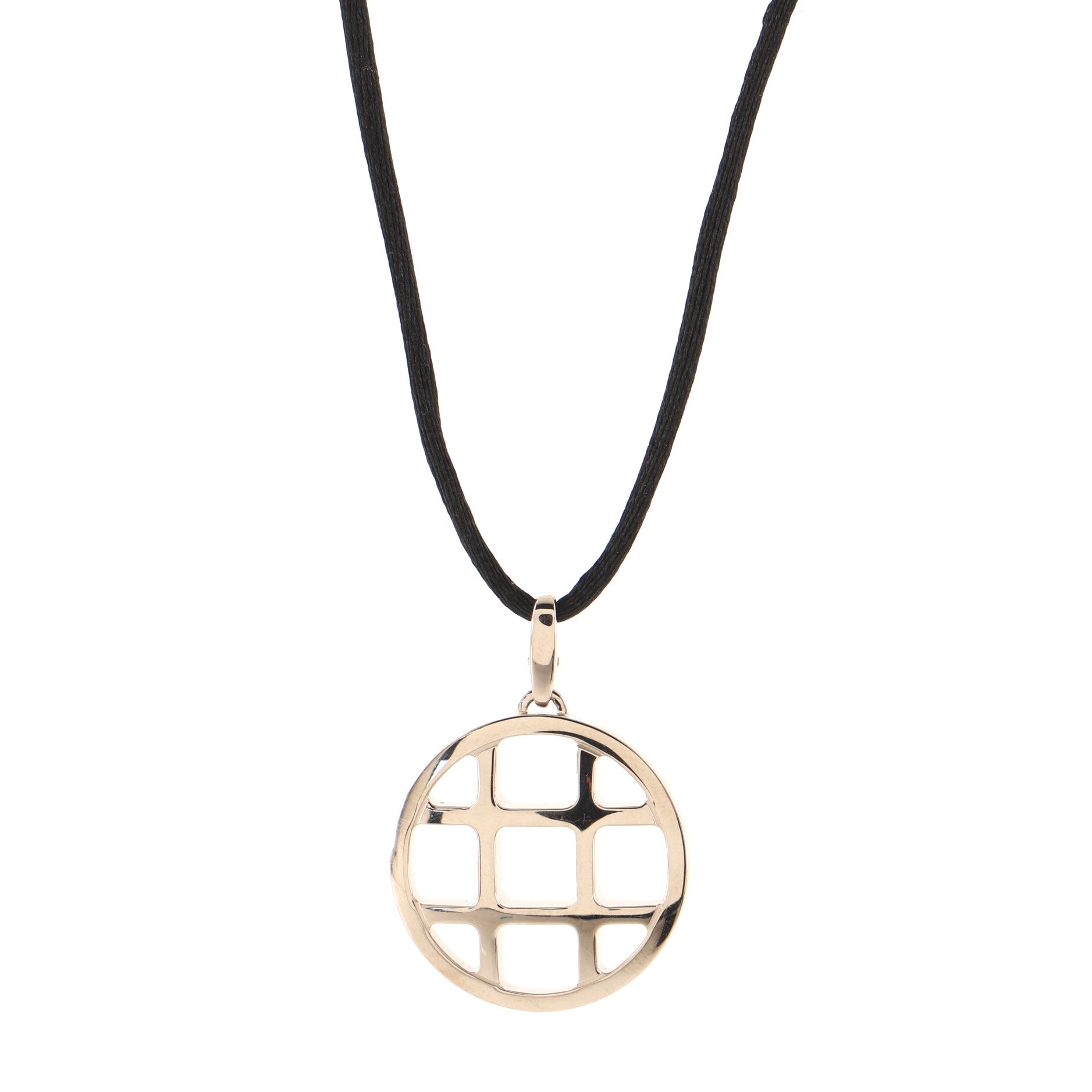 Pasha Necklace 18K White Gold