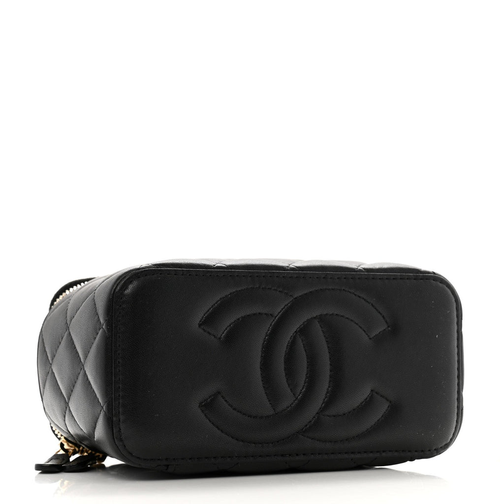 Lambskin Quilted Metal Small Top Handle Vanity Case With Chain Black