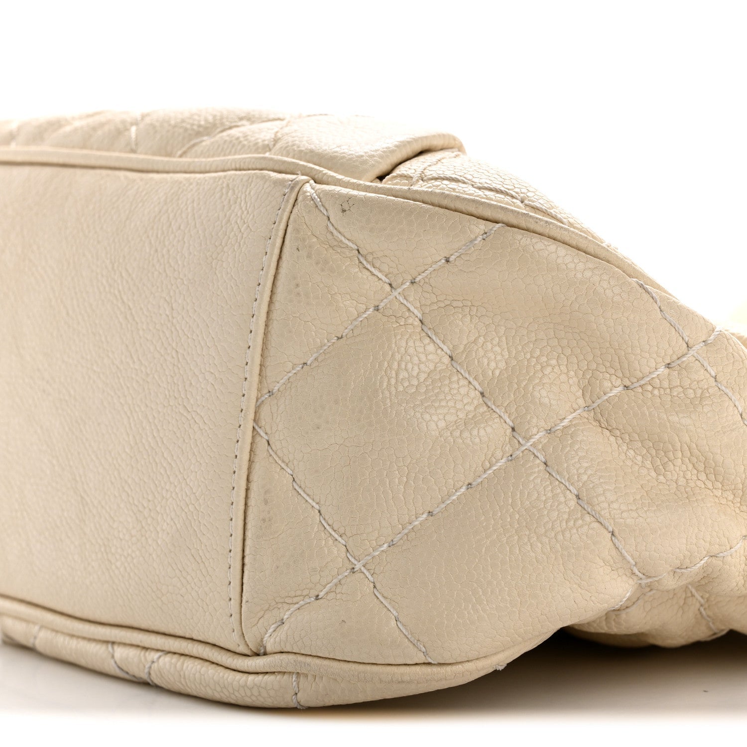 Crumpled Grained Calfskin Medium Coco Pleats Messenger Flap Dark White