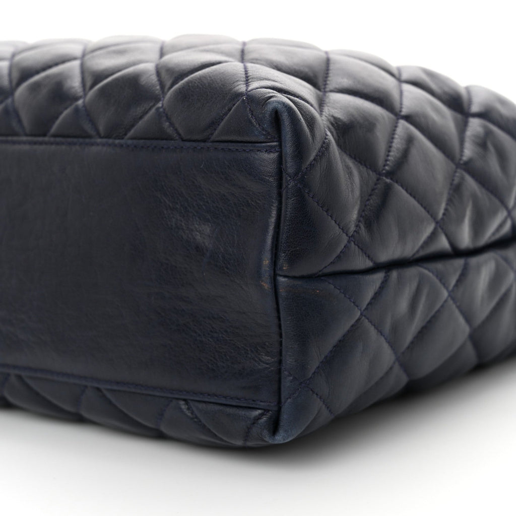Lambskin Quilted Shoulder Bag Navy