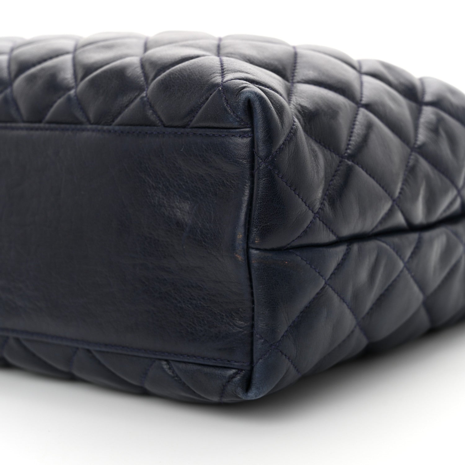Lambskin Quilted Shoulder Bag Navy