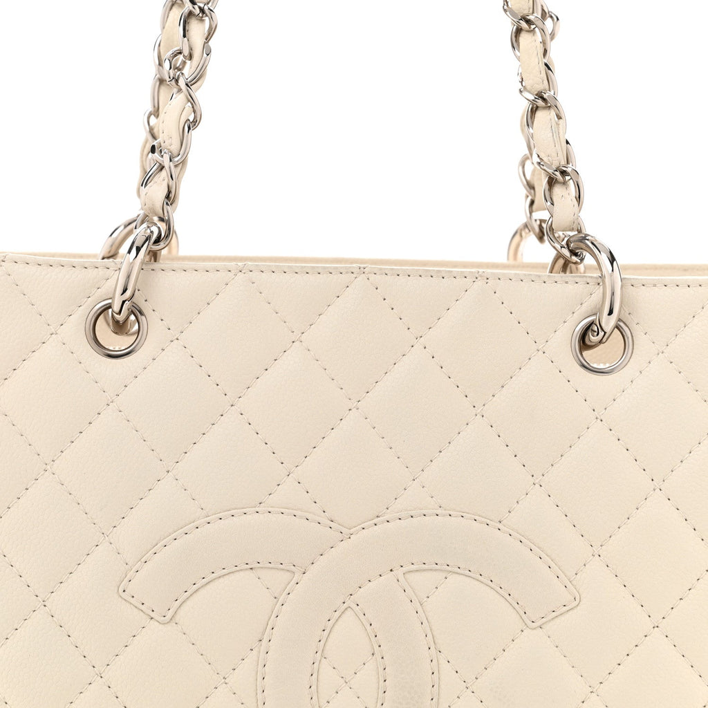Caviar Quilted Grand Shopping Tote GST White