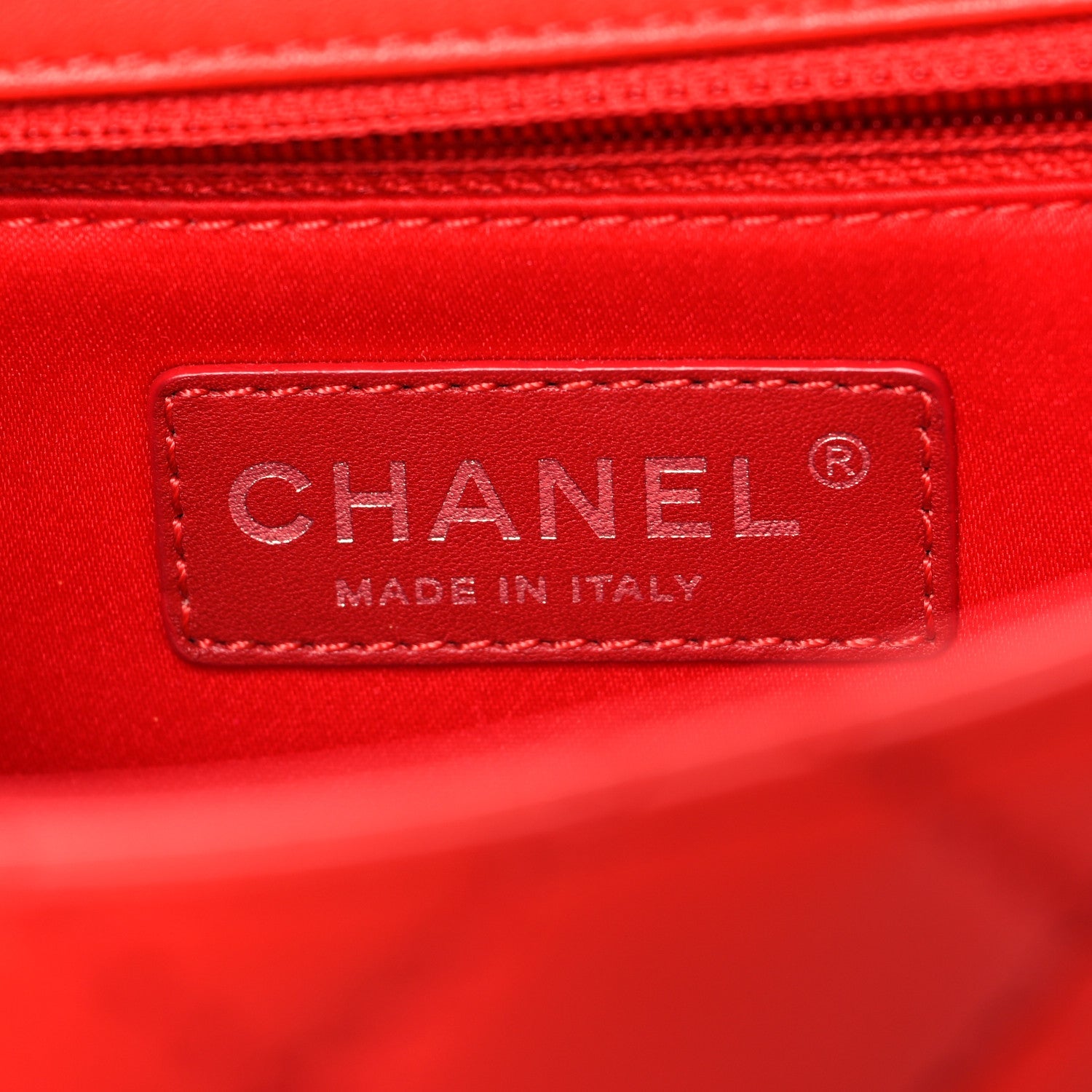 Lambskin Quilted Medium Easy Carry Flap Red