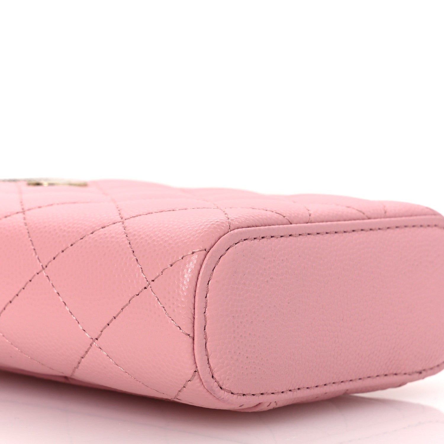 Caviar Quilted Small Vertical Coco Beauty Vanity Case With Chain Light Pink