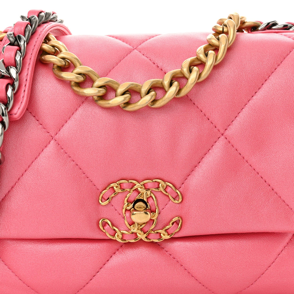 Shiny Lambskin Quilted Medium Chanel 19 Flap Pink