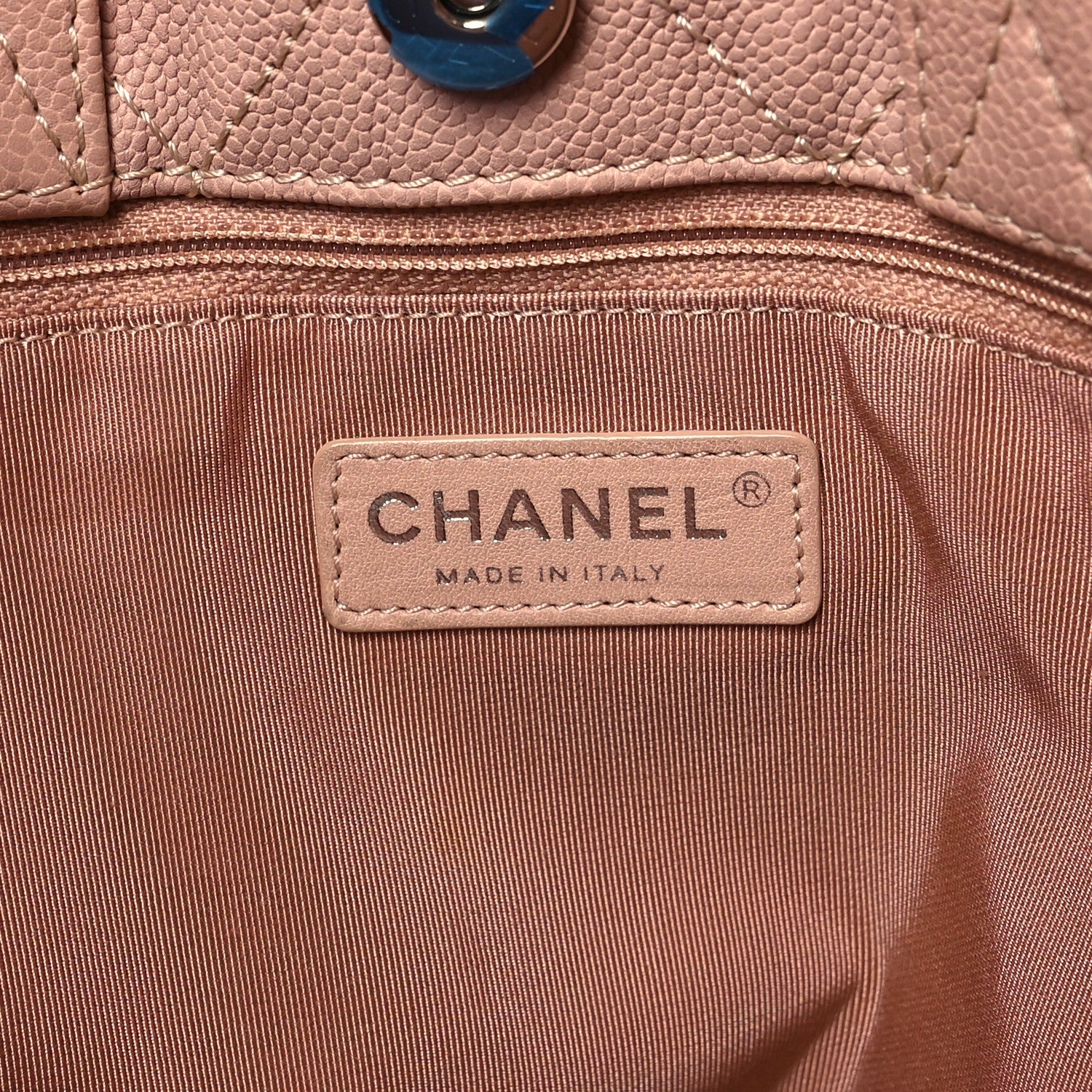 Caviar Quilted Shopping Tote Pink