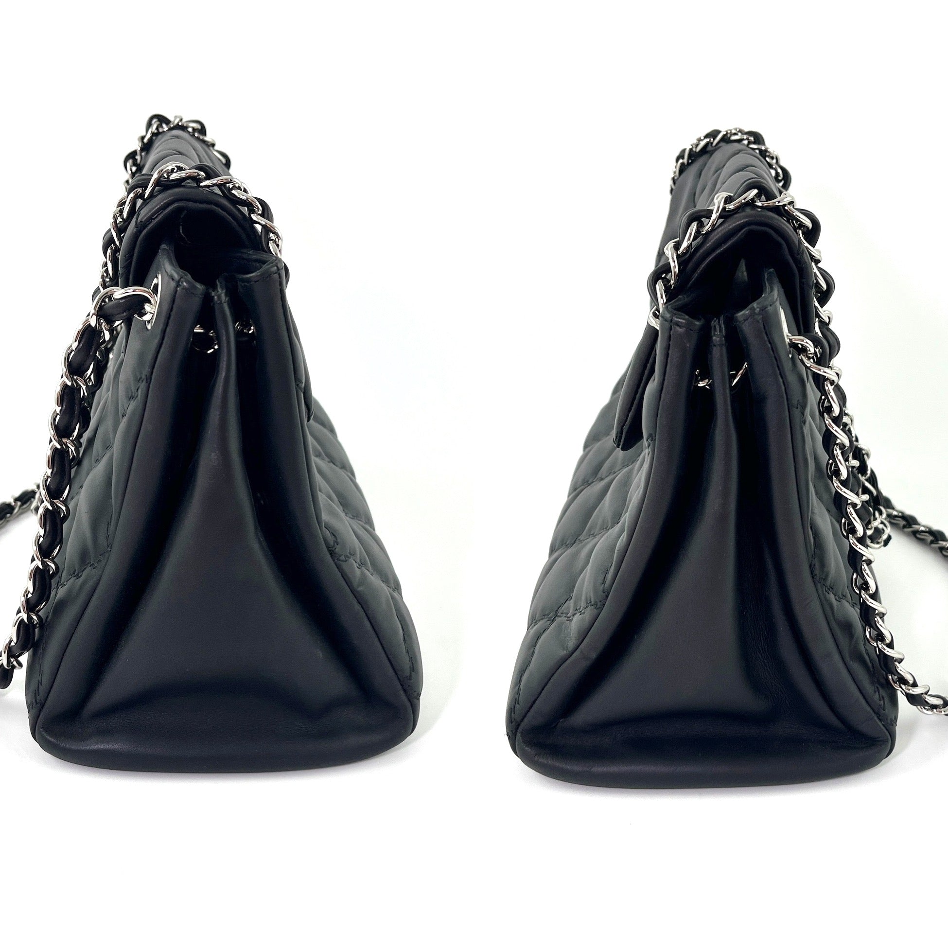 CHANEL Double Stitch Hamptons Black Quilted Calfskin Shopping Tote Bag
