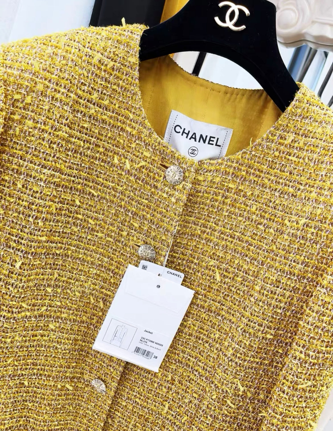 Chanel 23C Gold yellow tweed jacket size 38