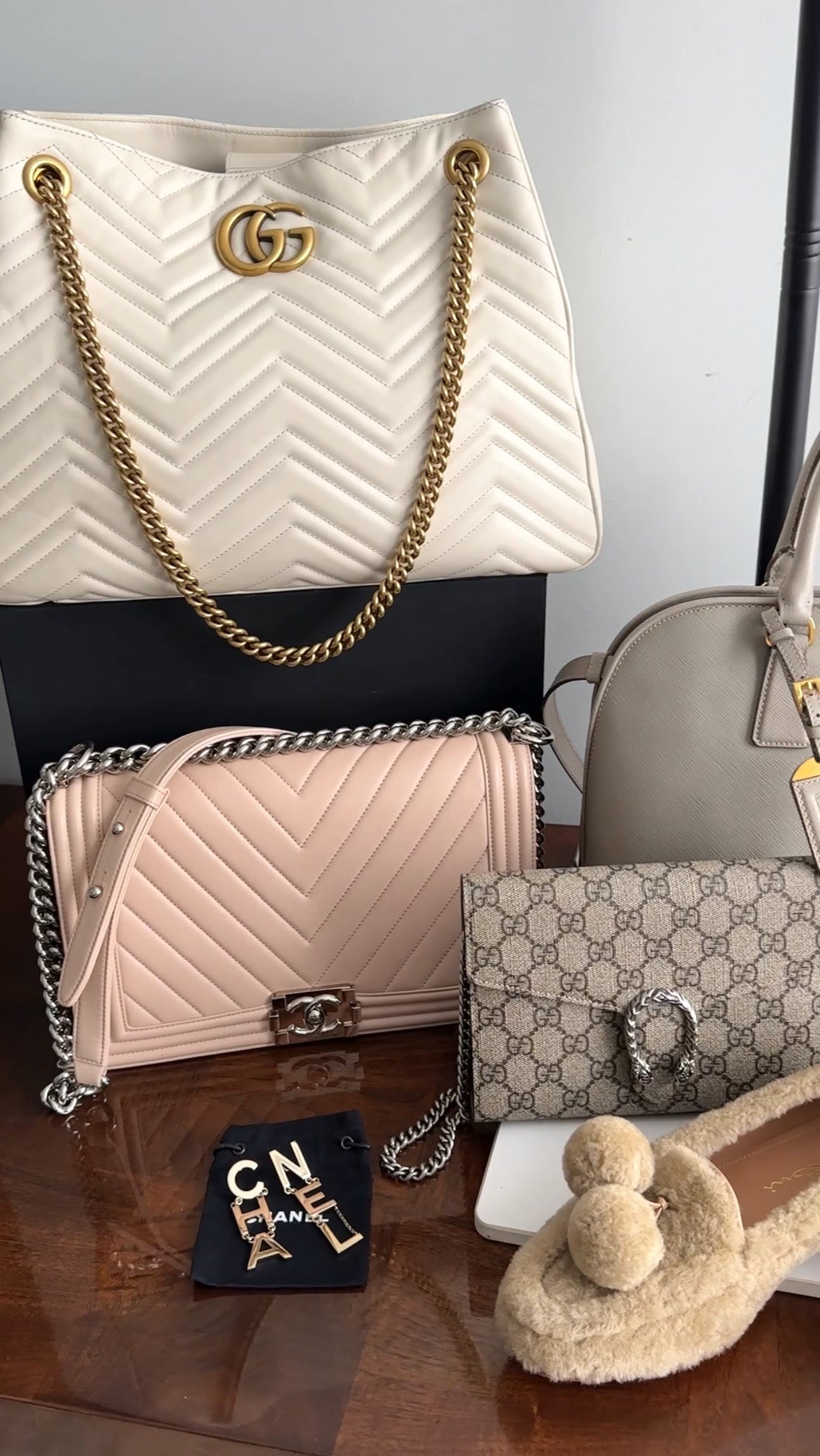 Gucci Marmont Ivory Chevron Leather Large Chain Tote Bag