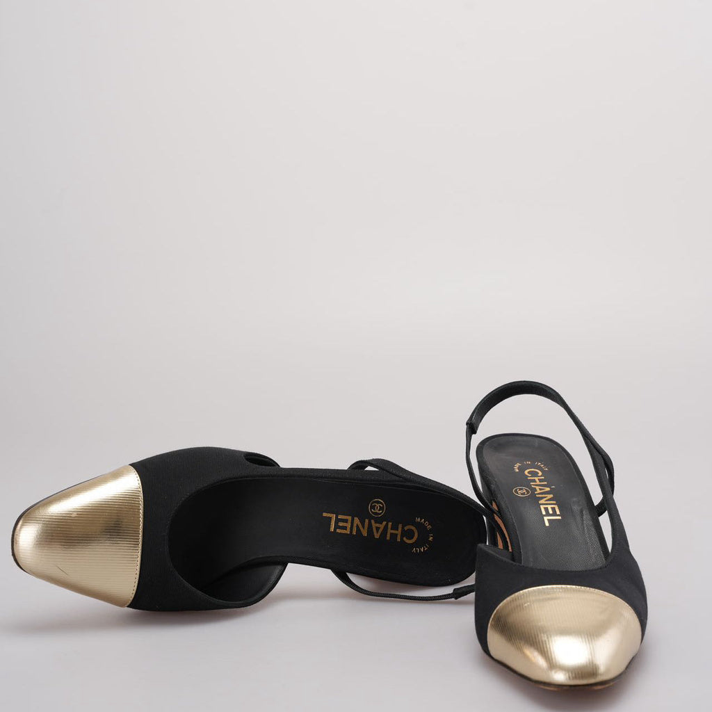 Chanel Black / Gold  Escarpins Slingback Chanel Velours Noir Size 40.5