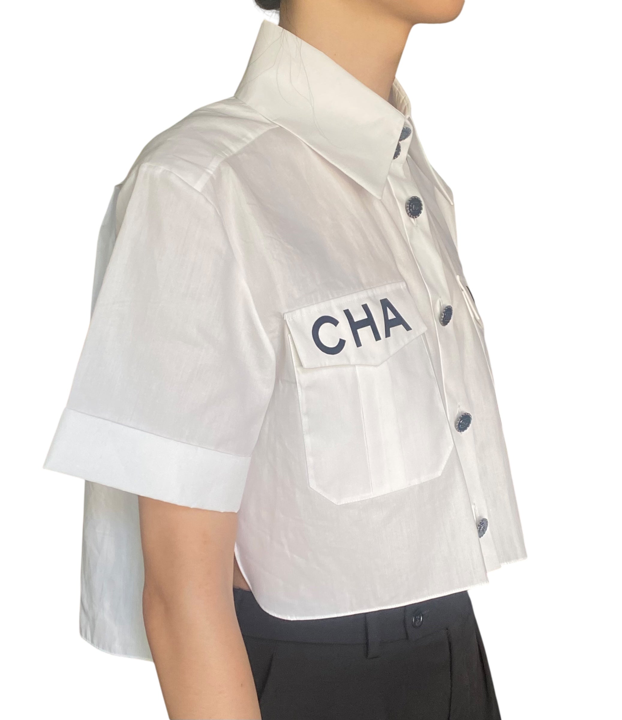 Chanel White 2019 Logo Cropped Shirt - FR 38 / US 6