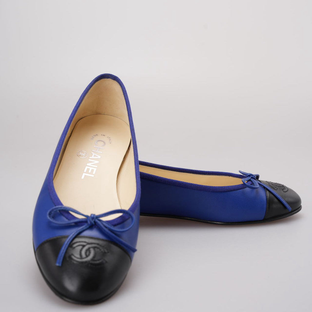 Chanel Ballet Flats in Blue/Black Size 36