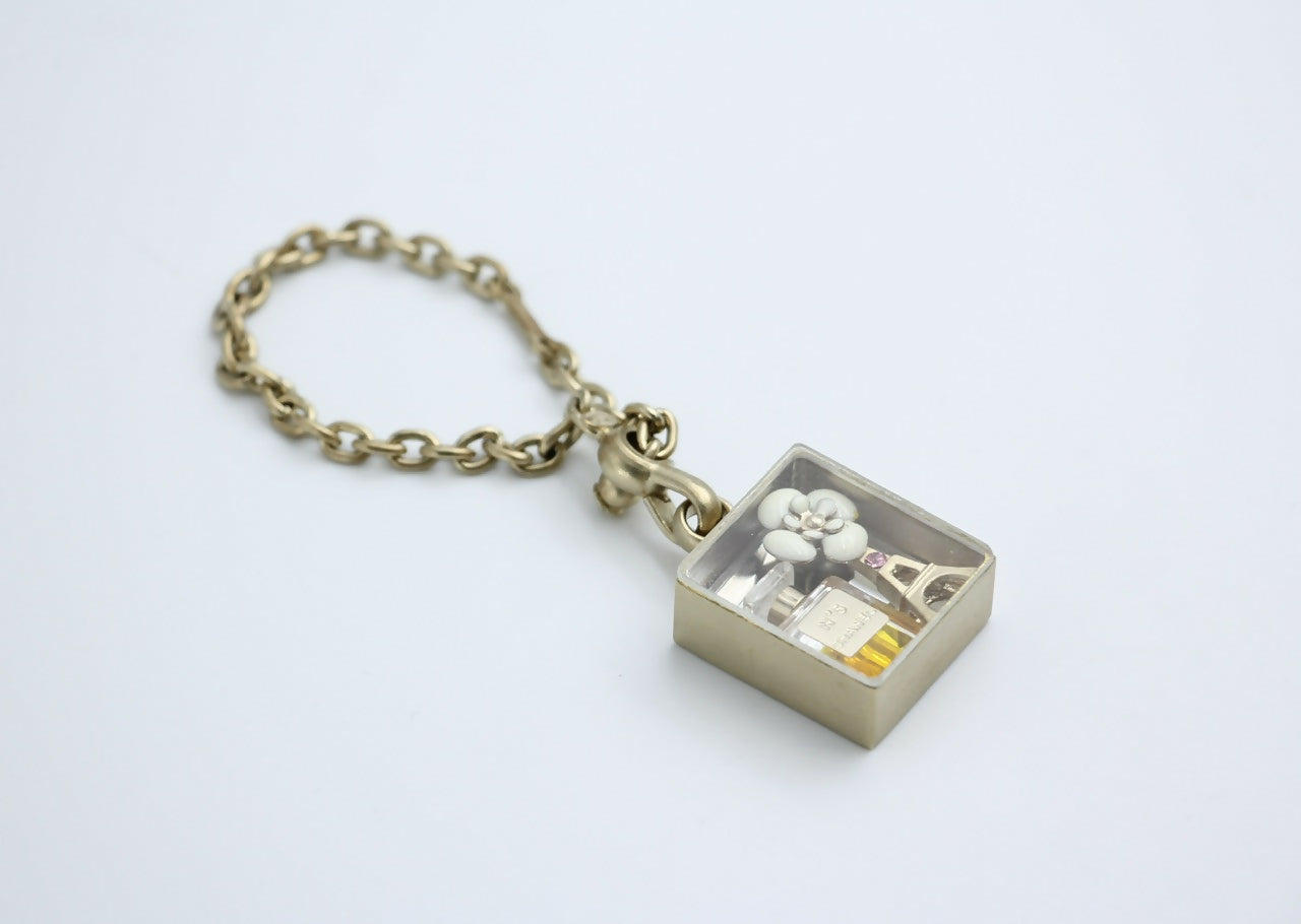 Chanel Vintage 06C Enamel + Metal + Resin White Camellia Handbag Charm Keychain