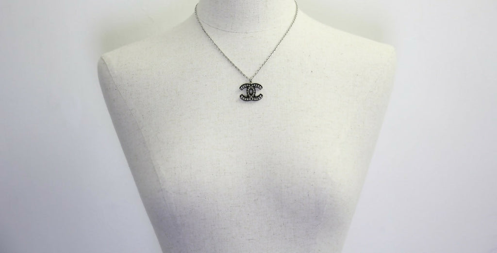 Chanel Vintage 05P Acrylic Transparent Rhinestone Black CC Double-Sided Necklace