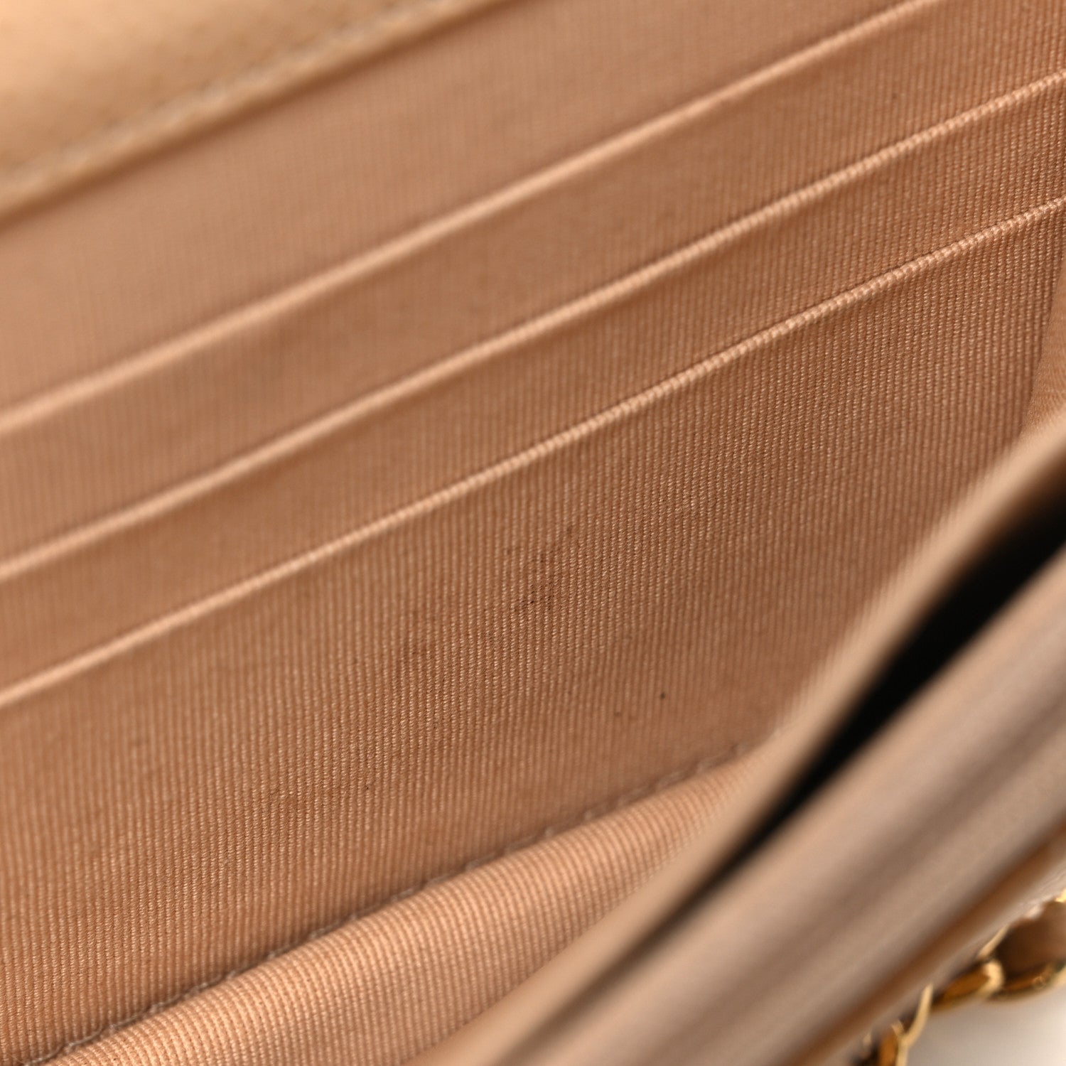 Caviar Quilted Wallet on Chain WOC Beige