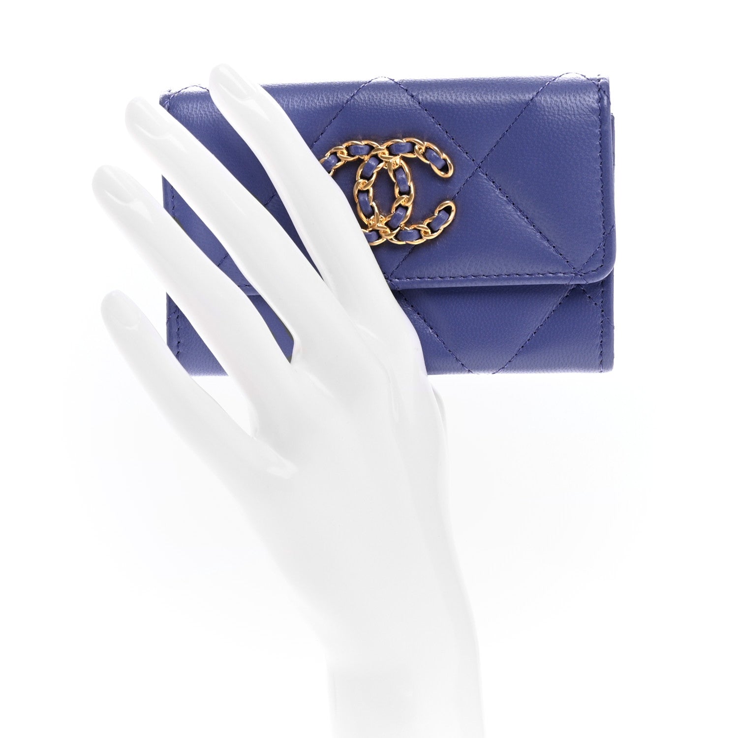 Goatskin Quilted Chanel 19 Small Flap Wallet Purple