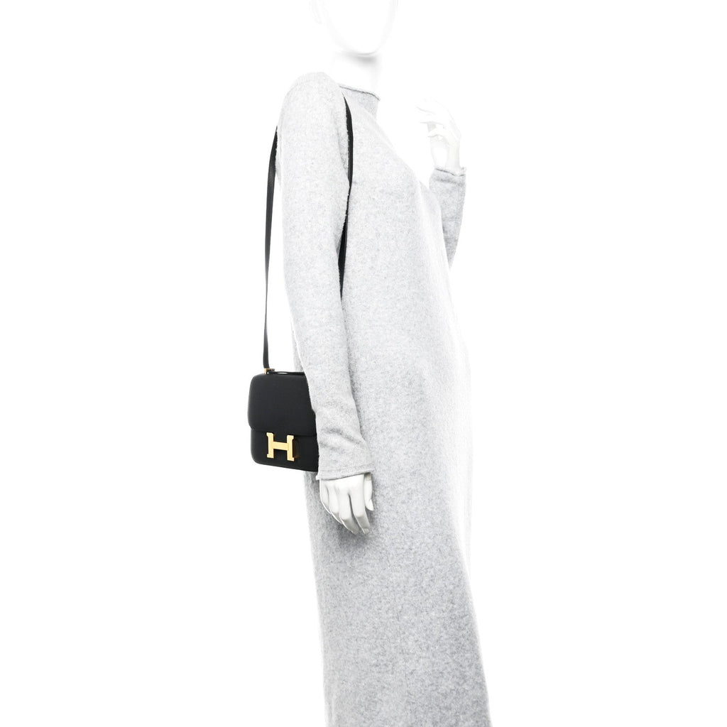 Epsom Constance 18 Black