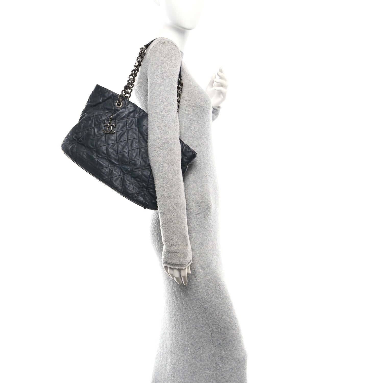 Calfskin Quilted Large Coco Pleats Tote Black