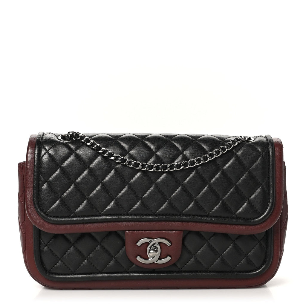 Lambskin Classic Twist Flap Black Burgundy