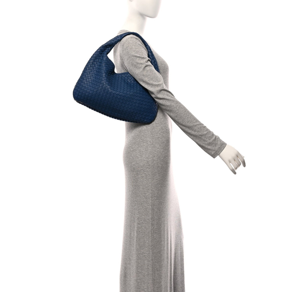 Nappa Intrecciato Medium Veneta Hobo Cobalt