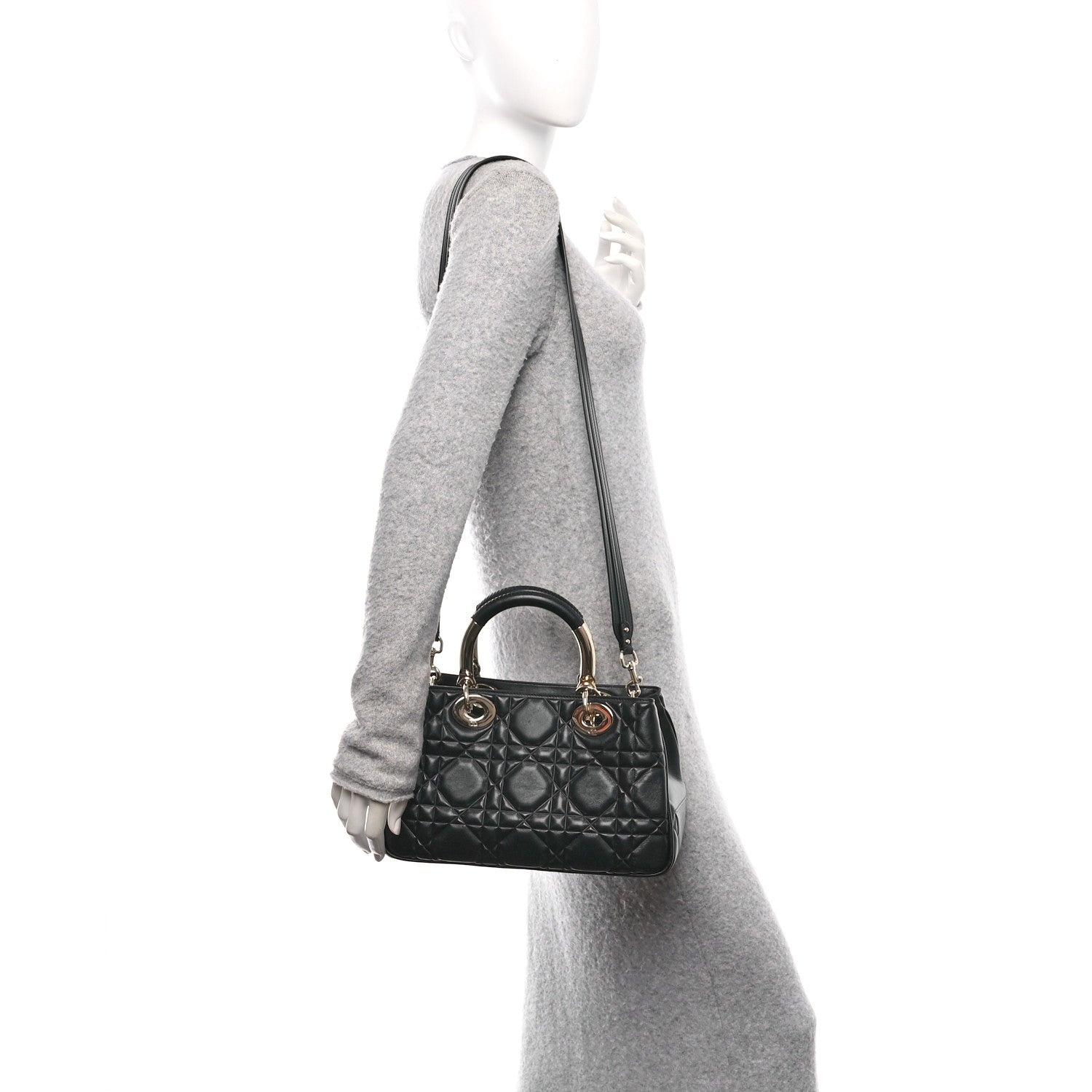 Calfskin Cannage Medium The Lady 95.22 Black