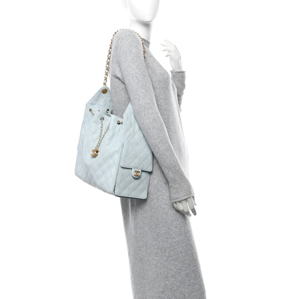 Caviar Quilted Medium Chanel 25 Handbag Light Blue