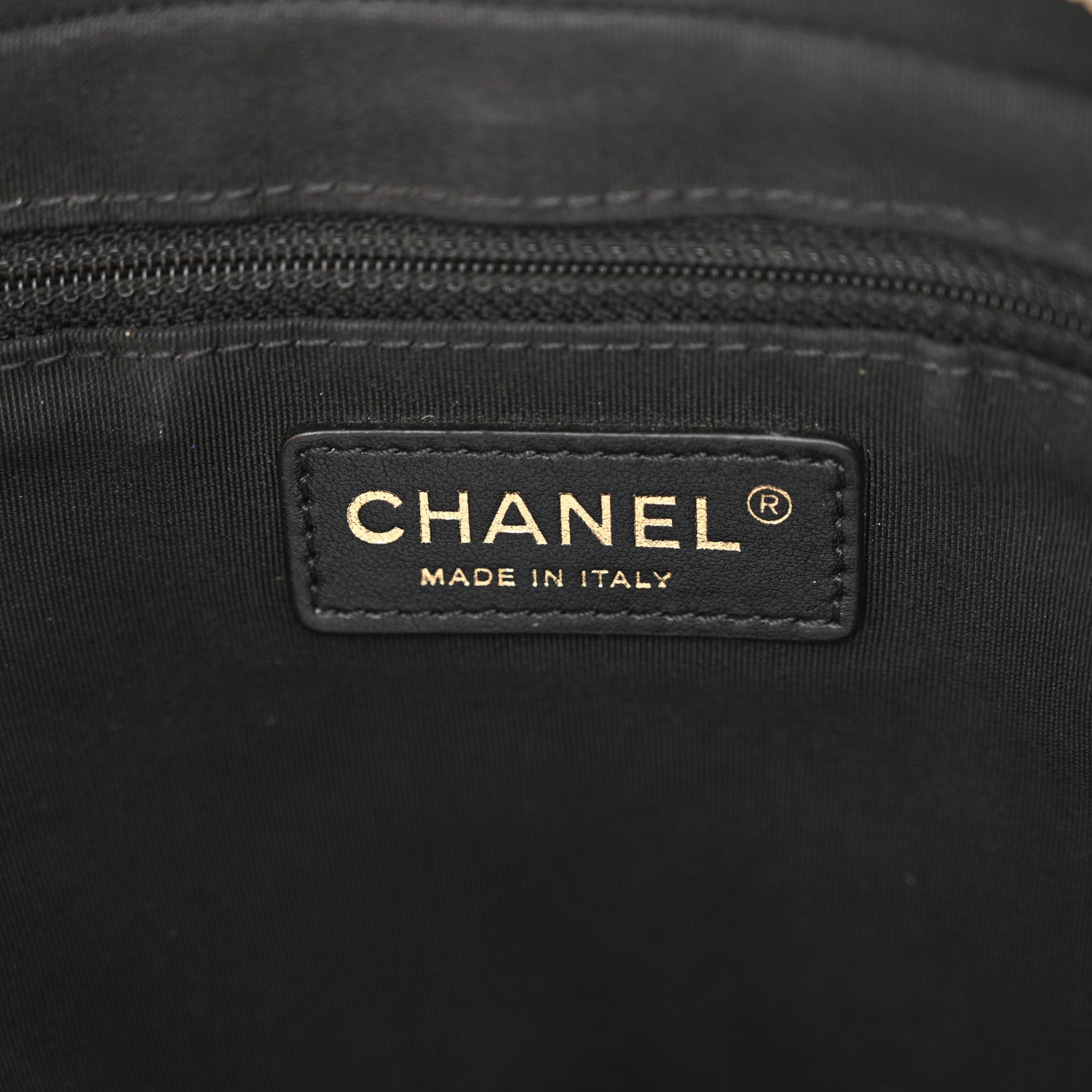 Calfskin Quilted CC Medium Vanity Case Black