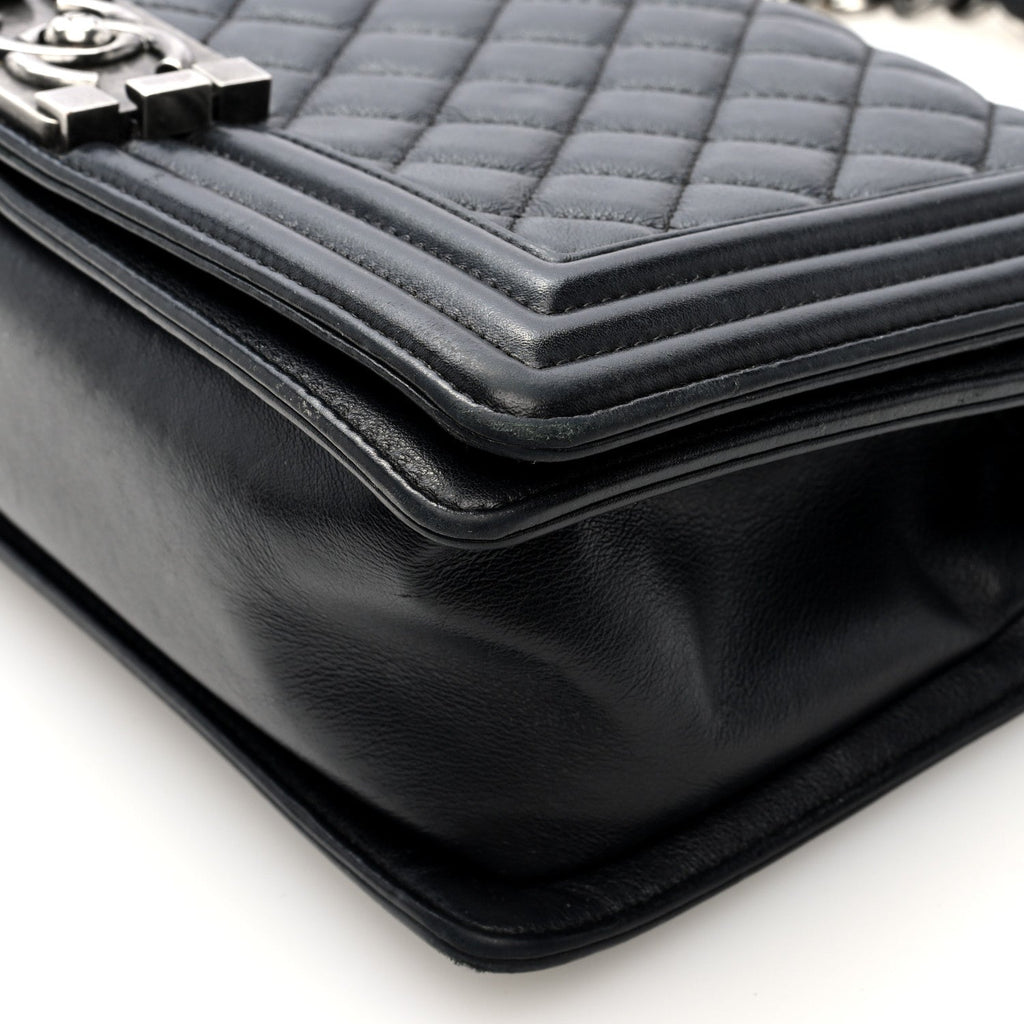 Calfskin Quilted Medium Boy Flap Black