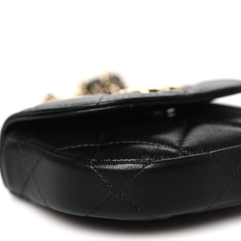 Lambskin Quilted Pearl Top Handle Clutch With Chain Black