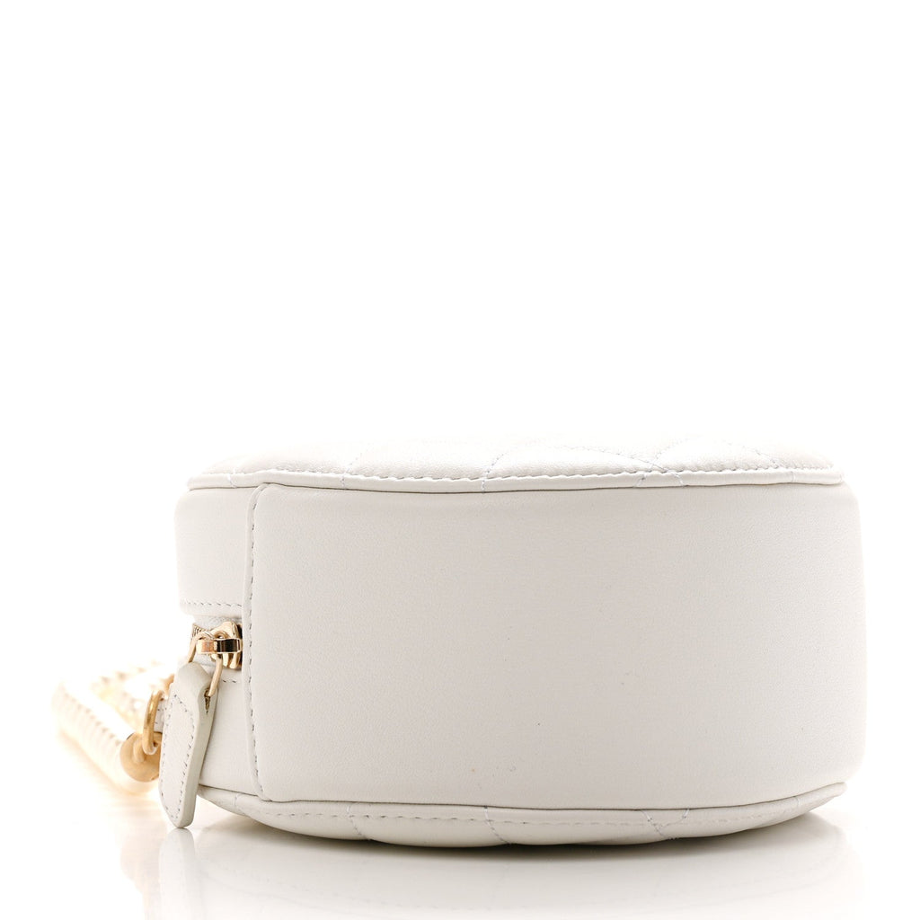 Calfskin Quilted Pearl Round Clutch With Chain White