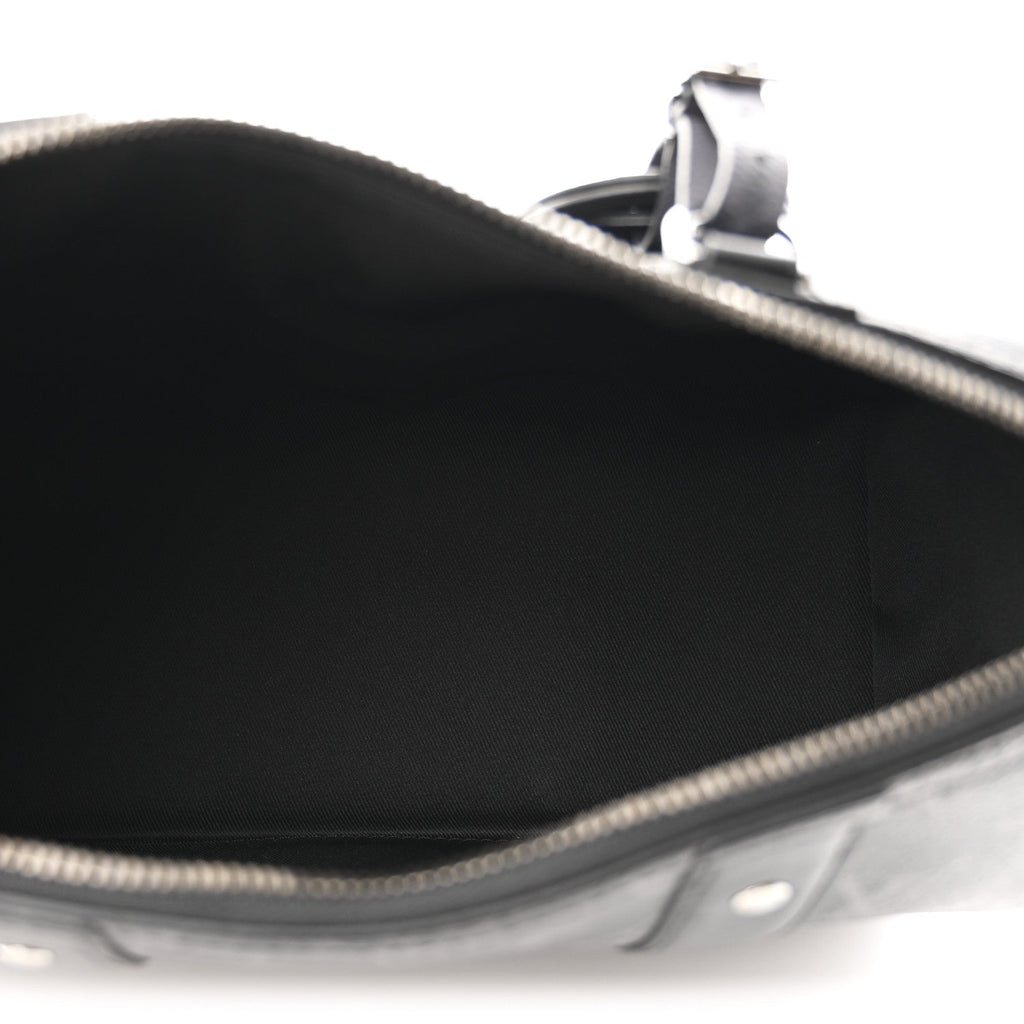 Reverse Monogram Eclipse City Keepall