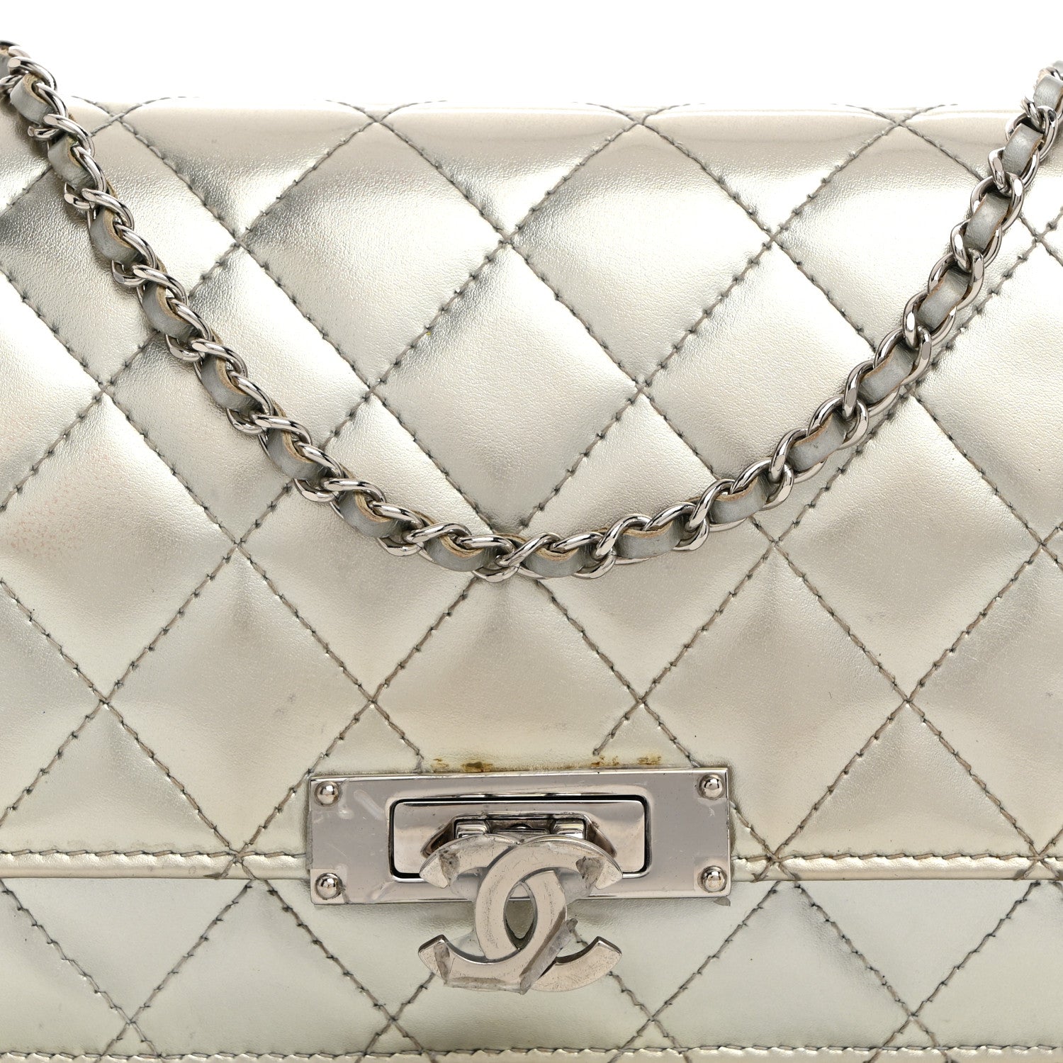 Patent Quilted Golden Class Wallet on Chain WOC Silver