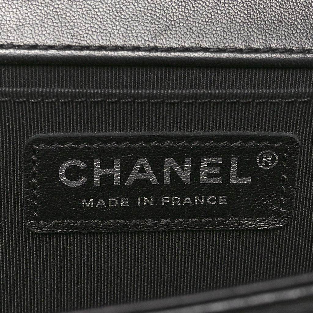 Lambskin Pleated Medium Boy Flap Black