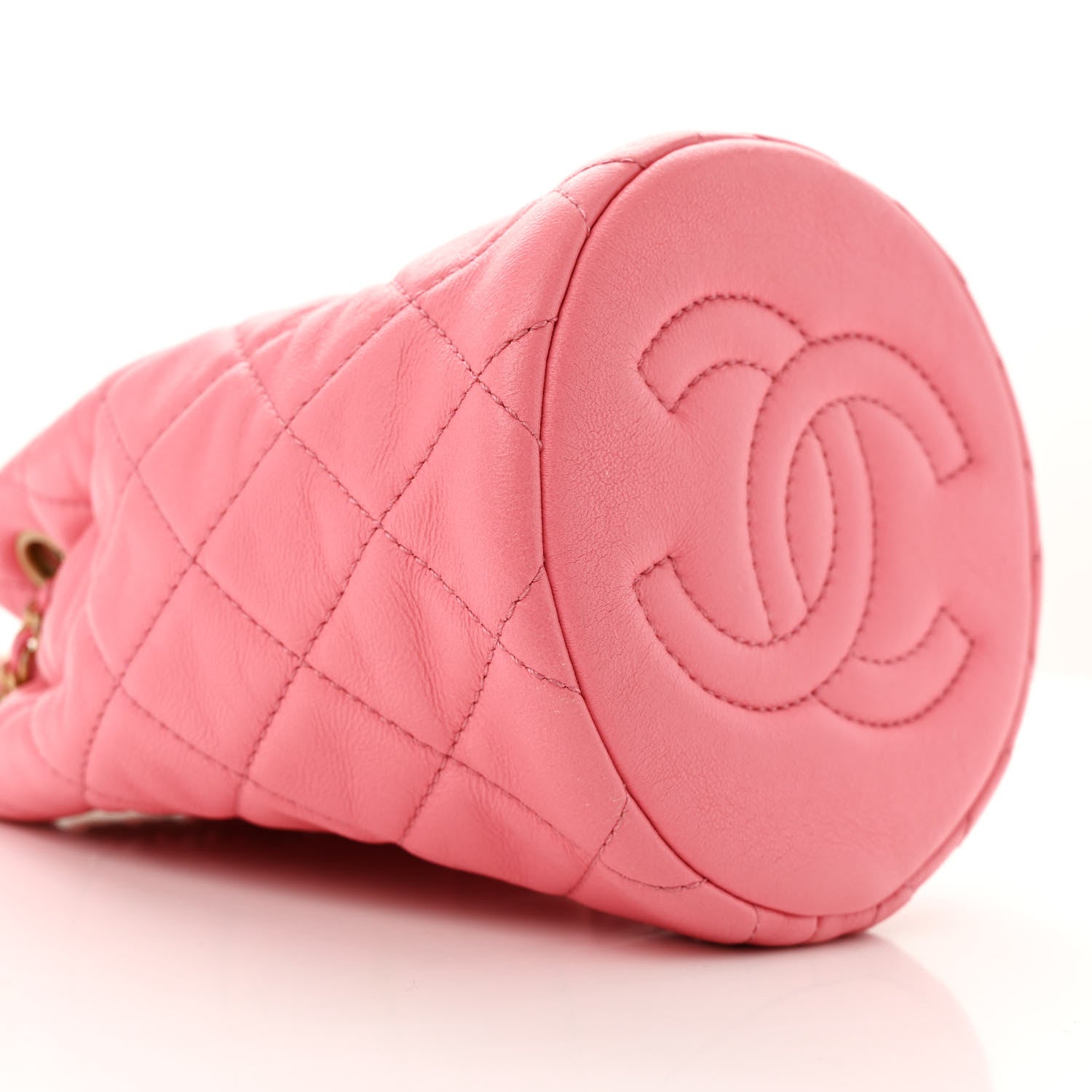 Lambskin Quilted Pearl Crush Drawstring Bag Pink