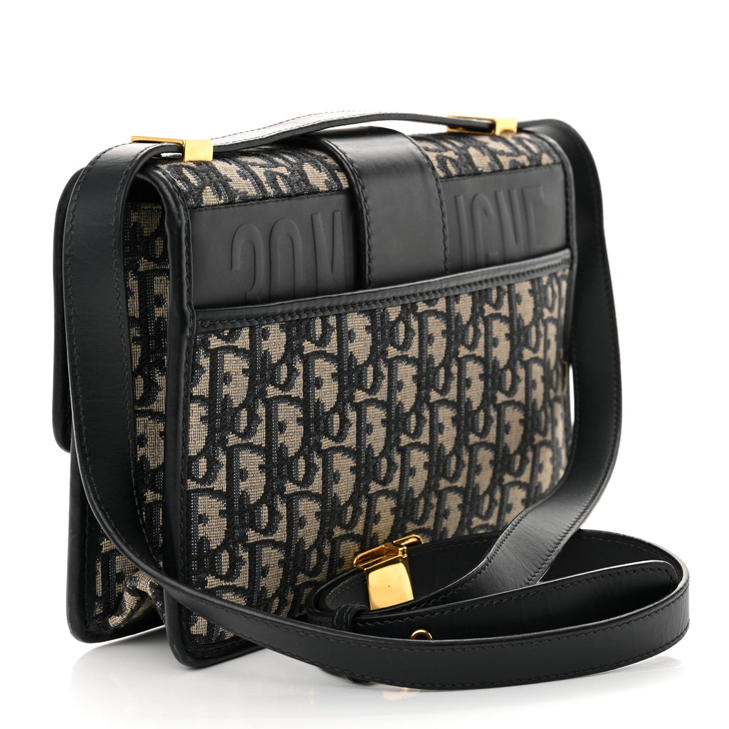Oblique 30 Montaigne Flap Bag Blue