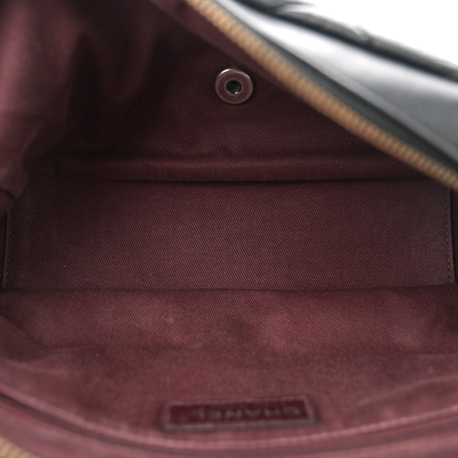Aged Calfskin Medium New Portobello Flap Black
