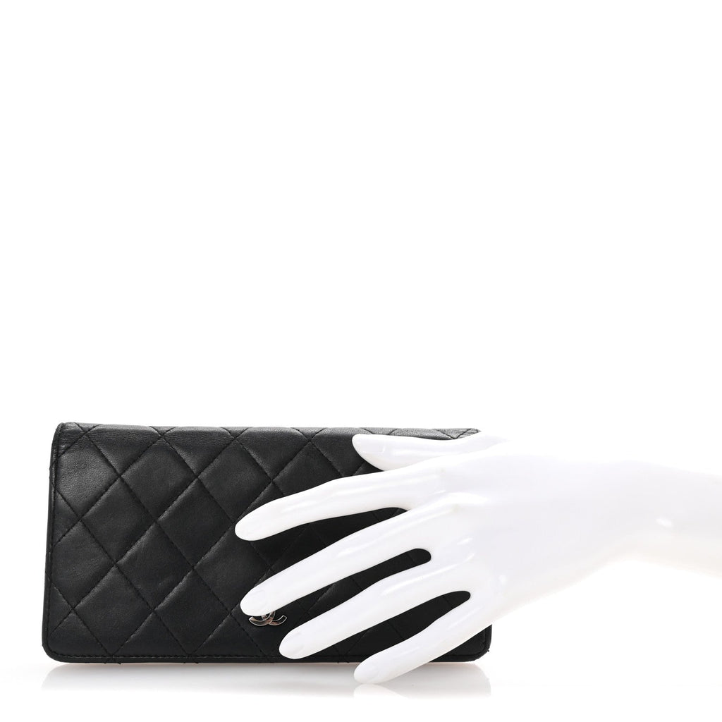 Lambskin Quilted Yen Wallet Black