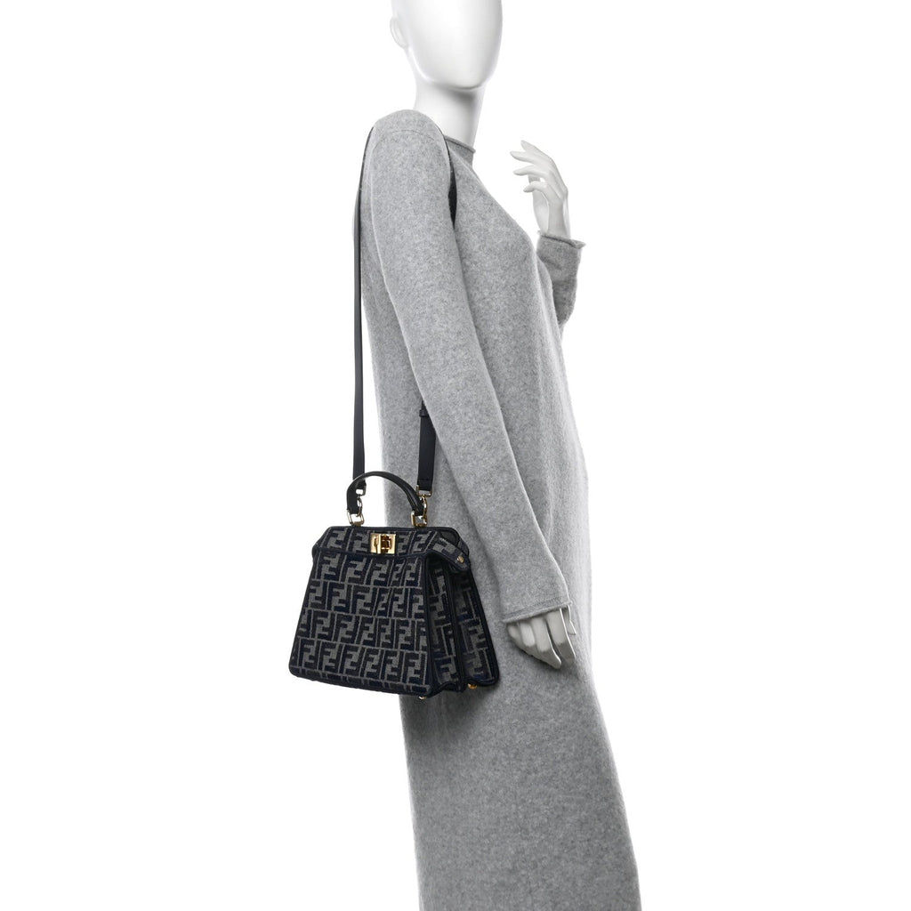 Chenille Vitello Seta FF Small Peekaboo I SEE U Satchel Grigio Blue Notte