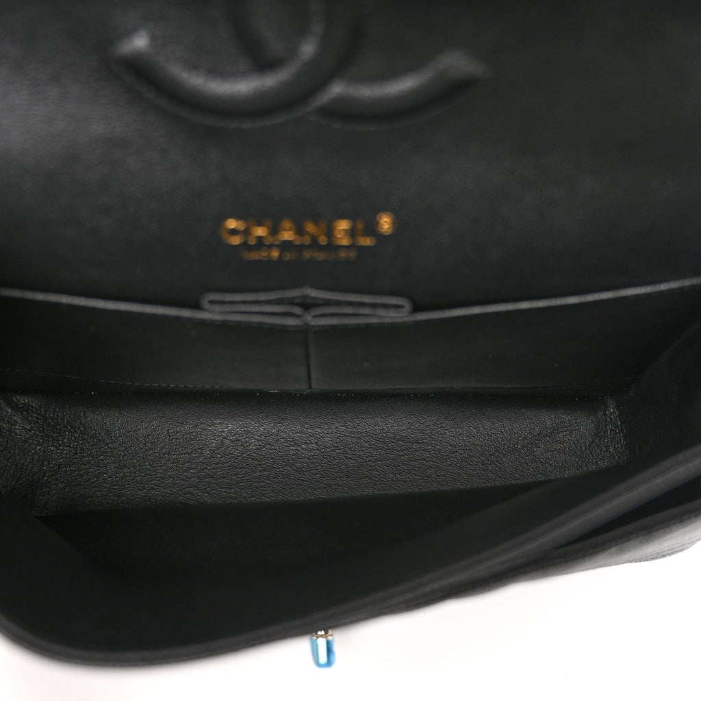 Caviar Chevron Quilted Medium Double Flap Black
