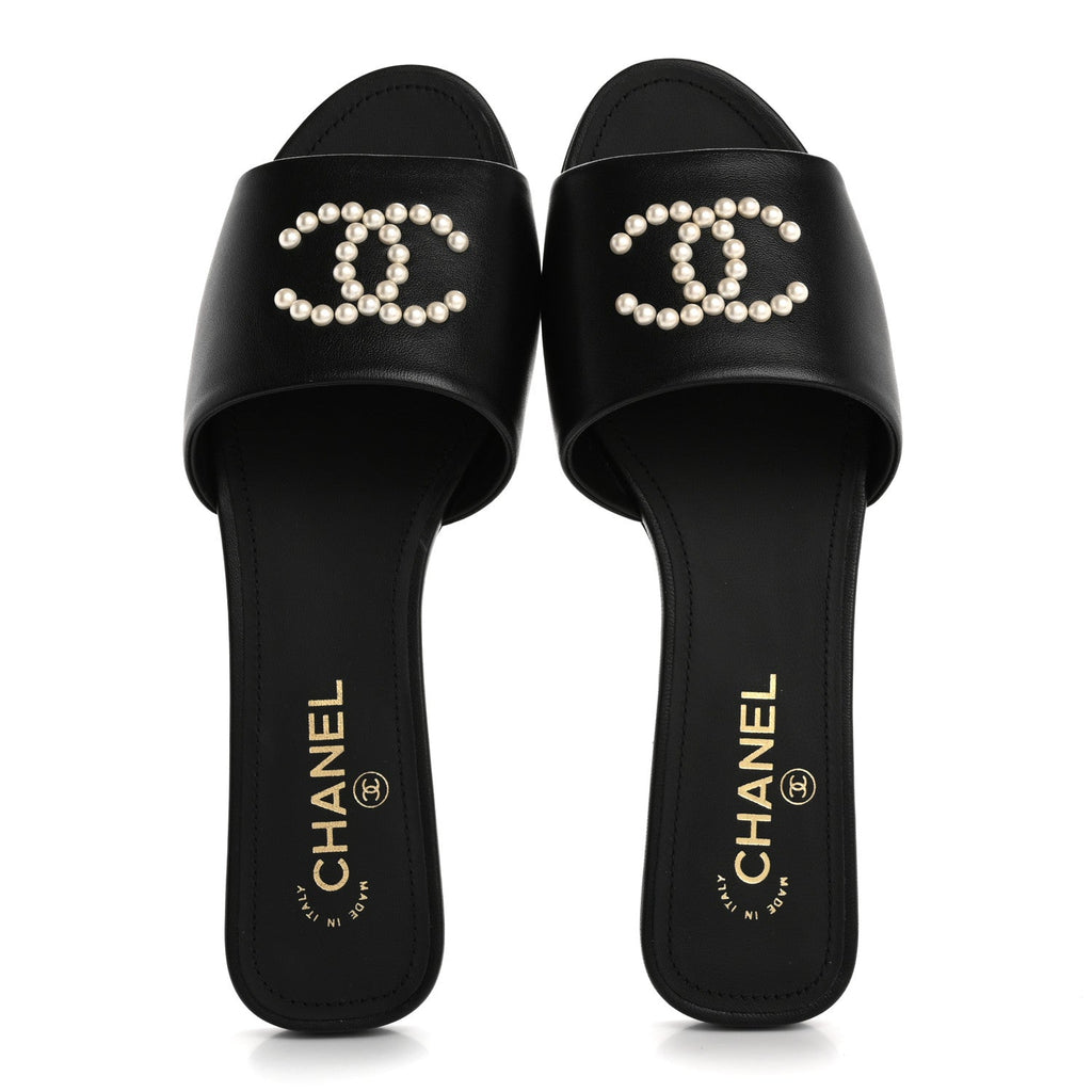 Lambskin Pearl CC Sandals 40.5 Black