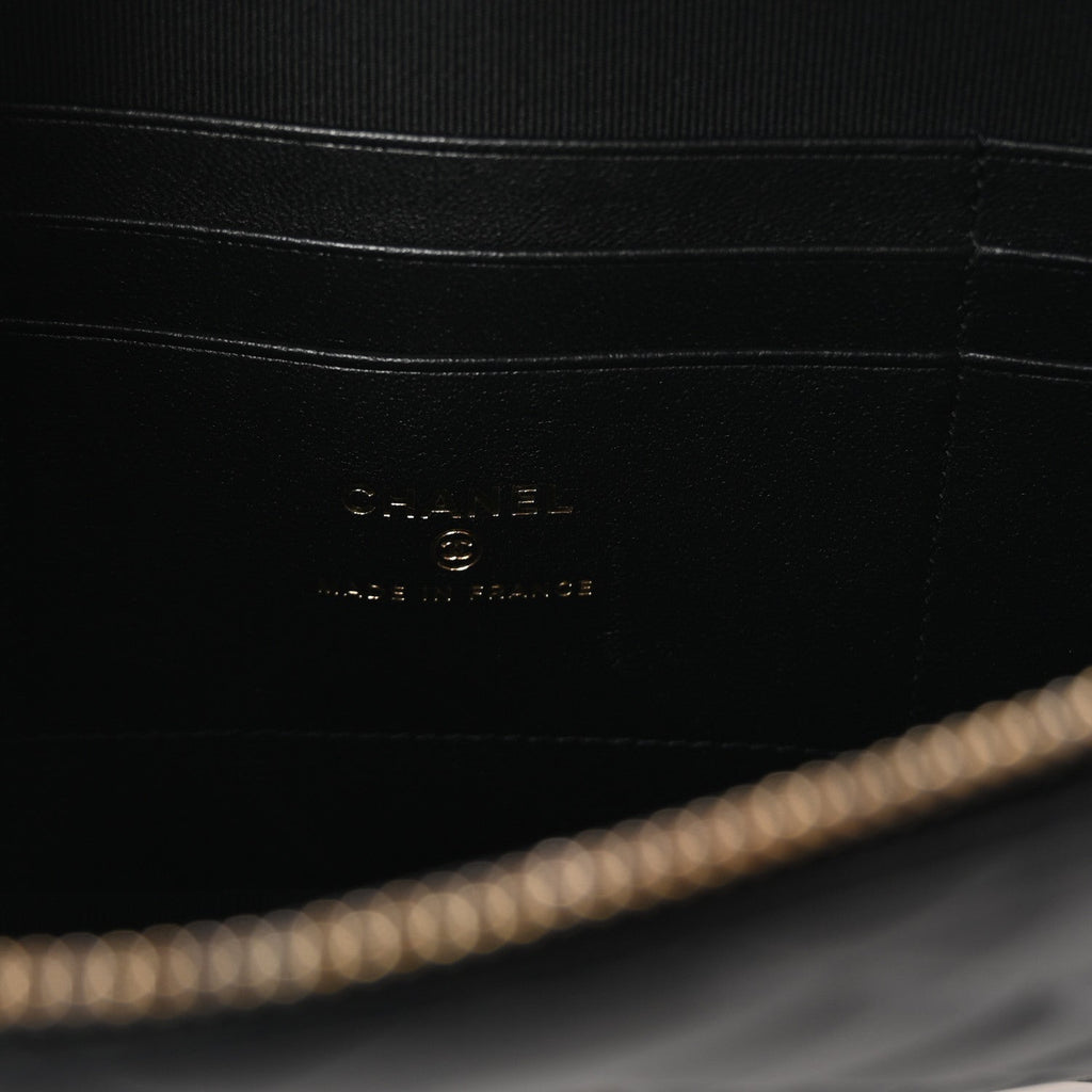 Lambskin Quilted CC Pouch Wristlet Black