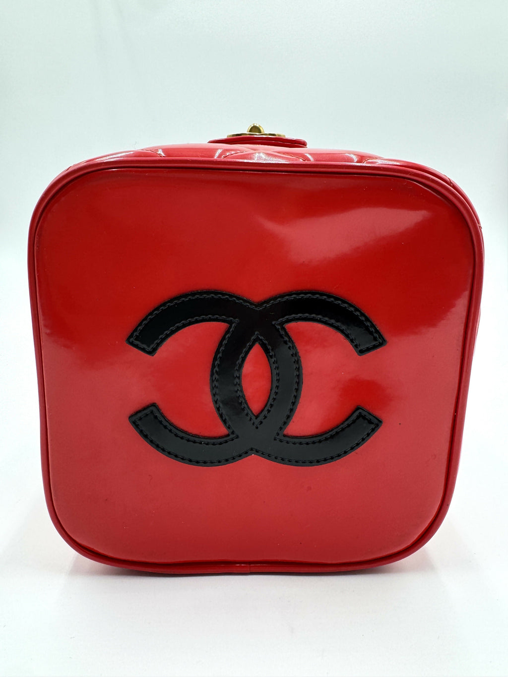 Chanel 1995 Vintage Barbie Red Heart-Mirror Vanity Case Bag