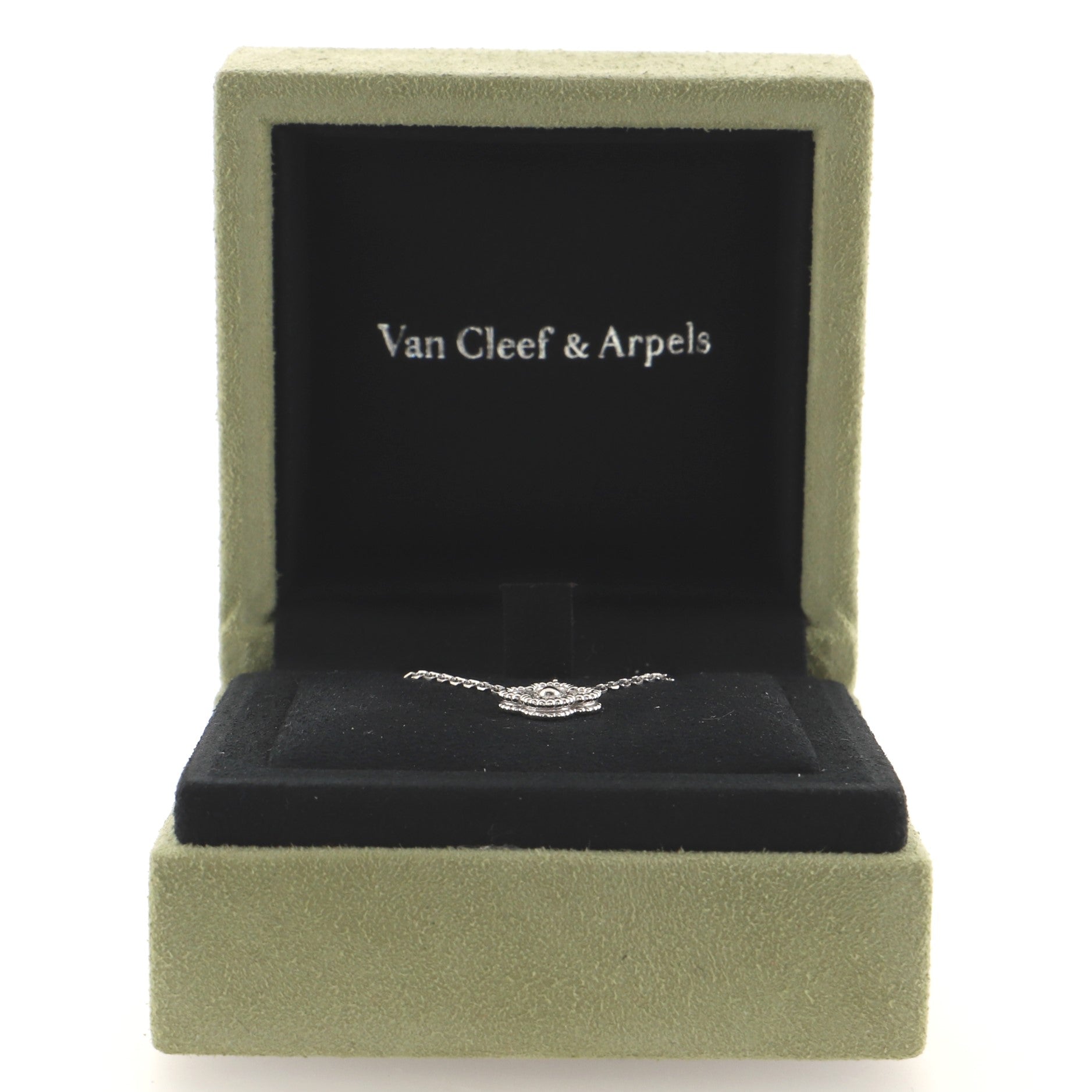 Sweet Alhambra Pendant Necklace 18K White Gold with Diamonds