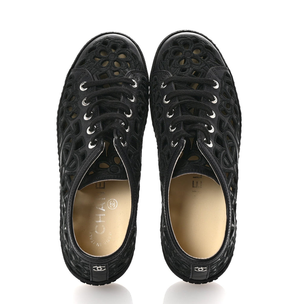 Calfskin Hollow Out Flower Sneakers 36 Black