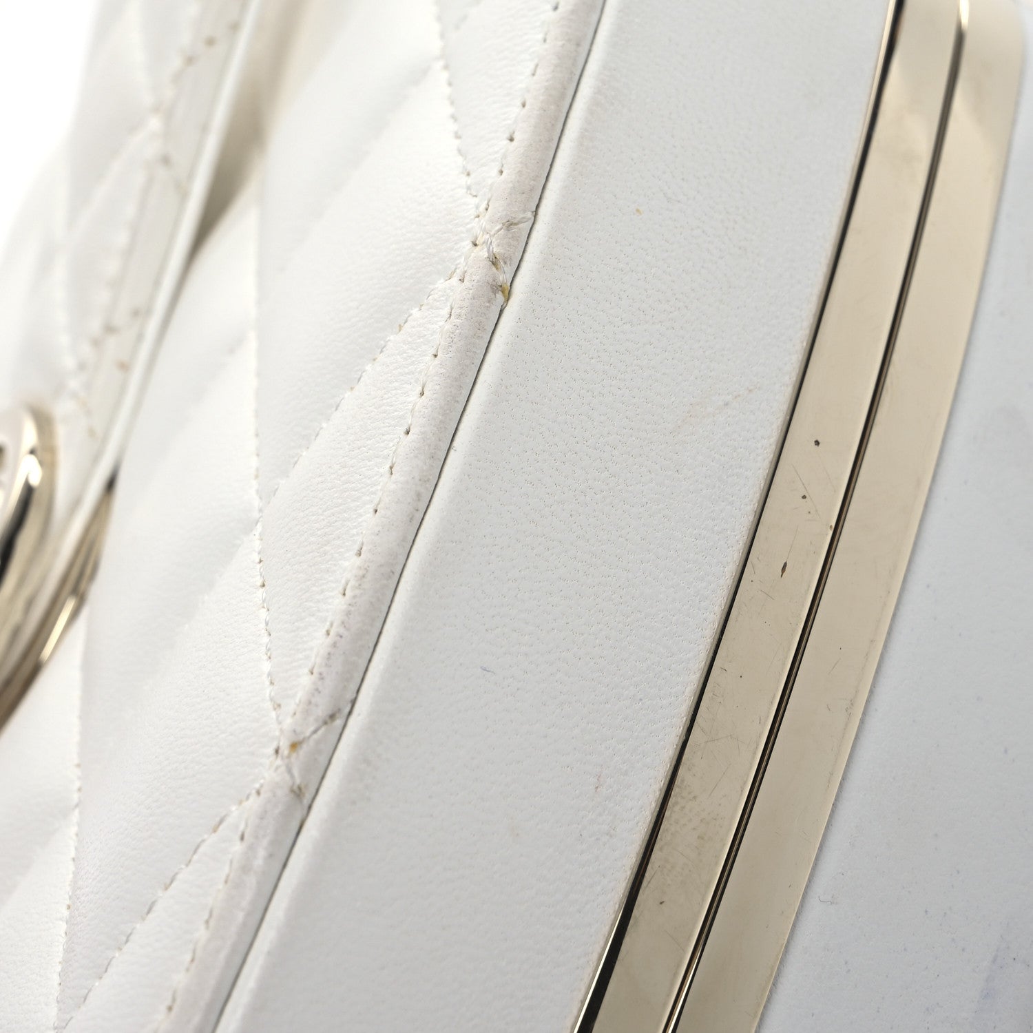 Lambskin Minaudiere Vanity With Handle White