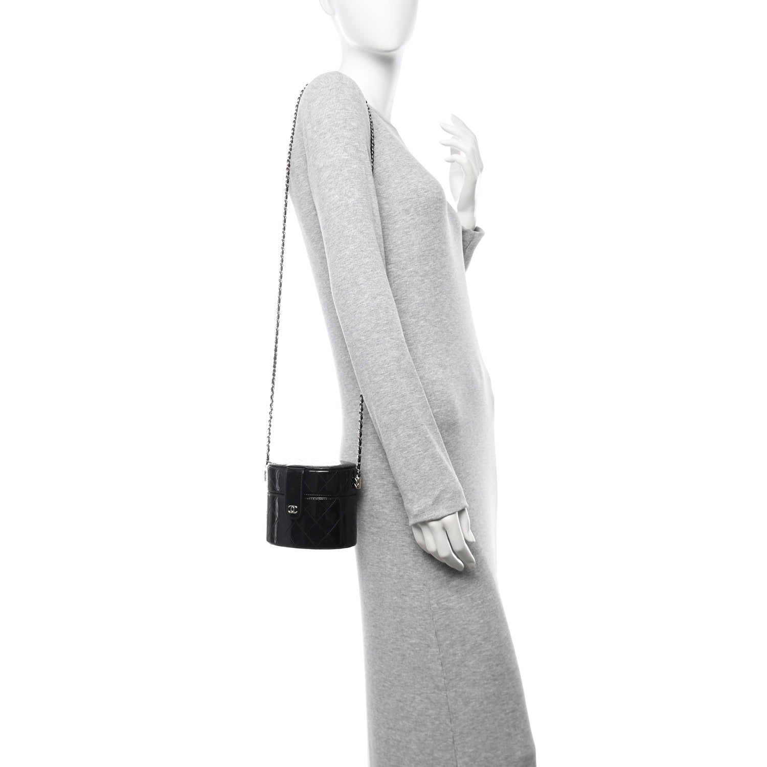 Patent Quilted Round Clutch With Chain Black