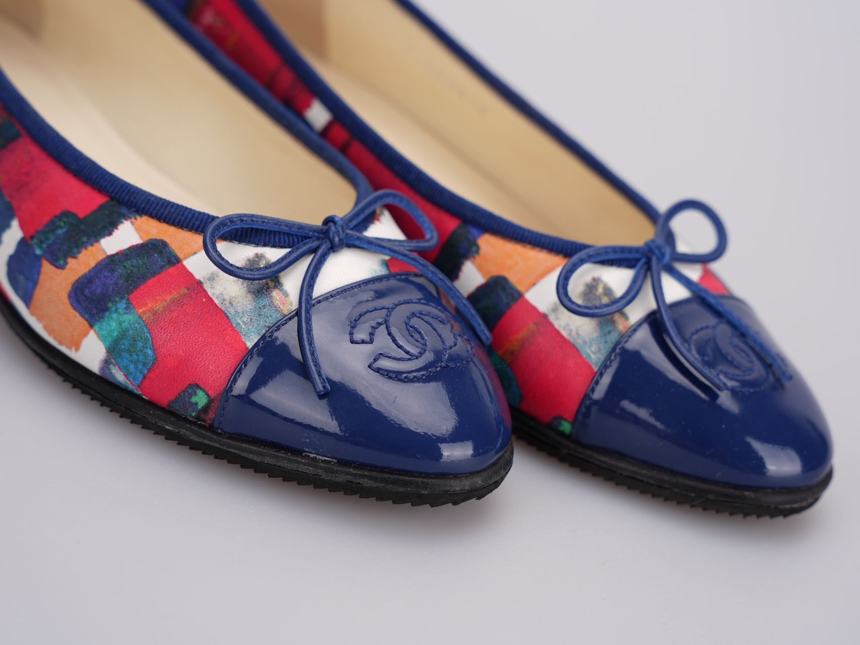 Chanel Multicolor Abstract Patent CC Cap Toe Ballerina Flats Size 37