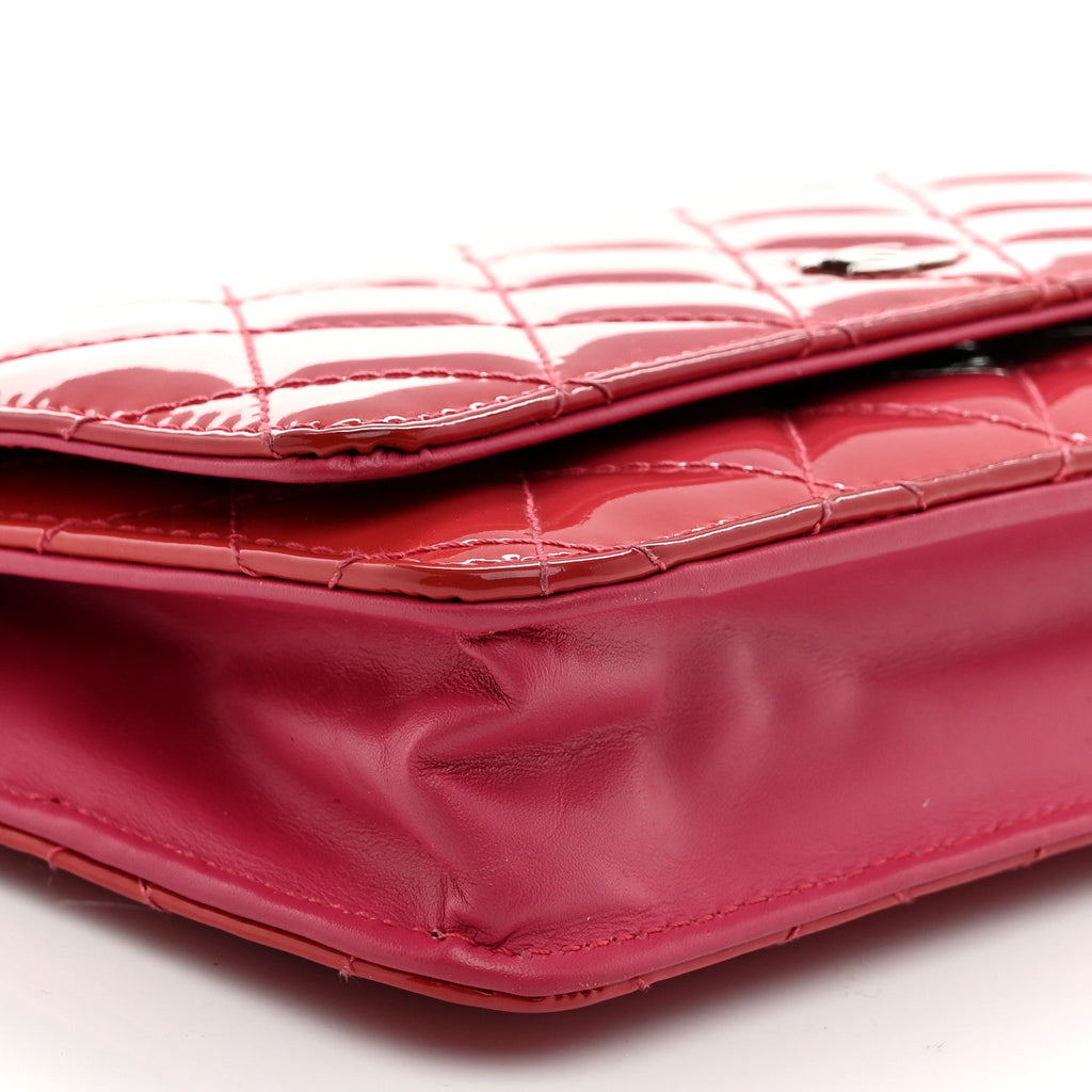 Patent Calfskin Quilted Wallet On Chain WOC Pink