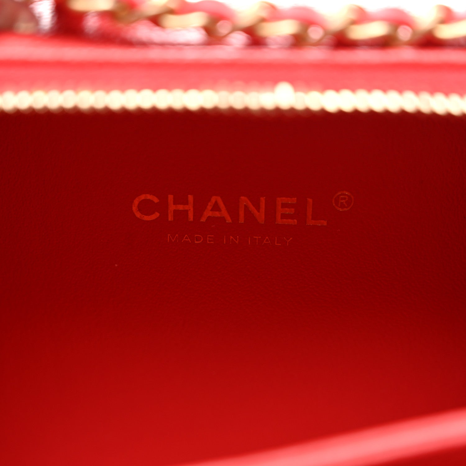 Caviar Quilted Small CC Filigree Vanity Case Coral